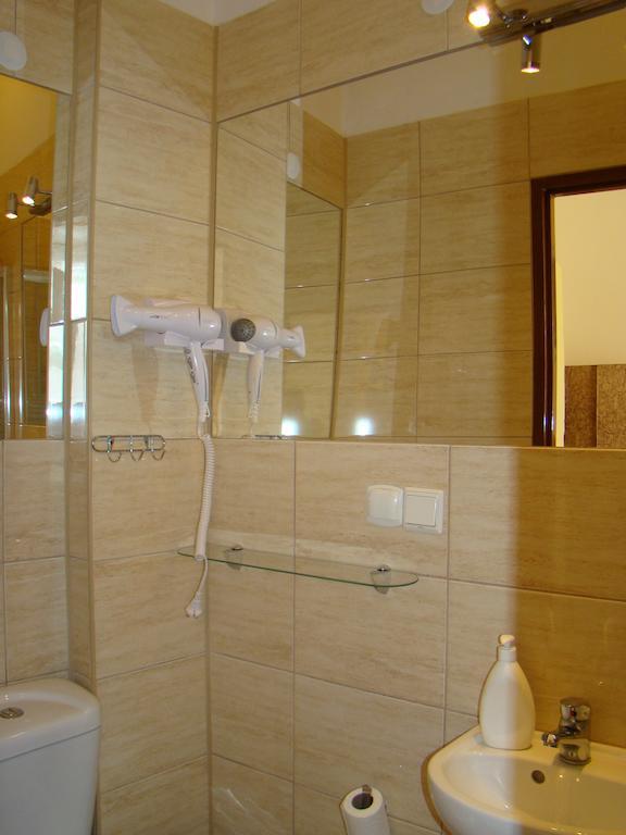 Hotel Polonia Namysłów Værelse billede