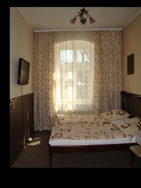 Hotel Polonia Namysłów Værelse billede